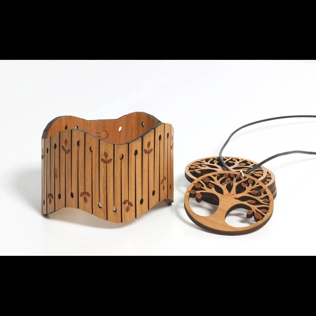 laser-cutting-wooden-bracelet-earring