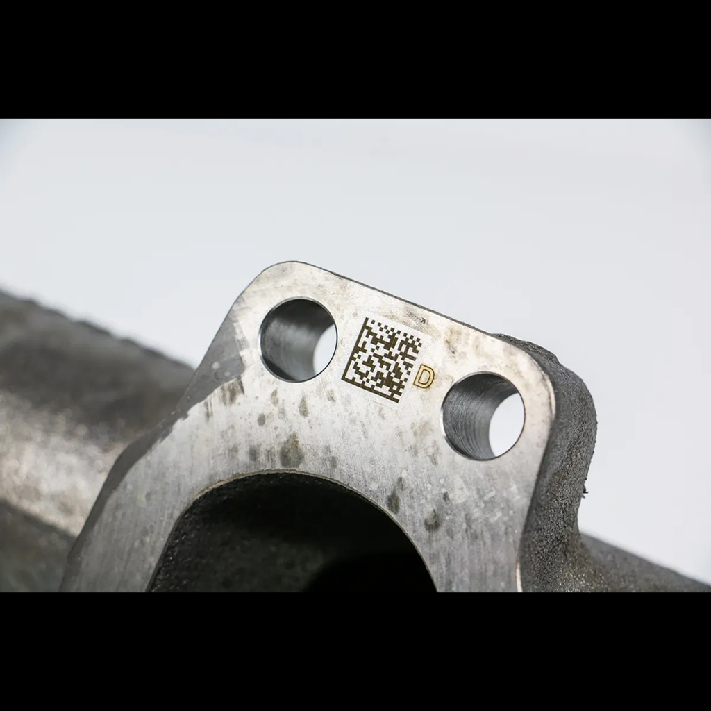 laser-marking-datamatrix-codes-on-automotive-parts